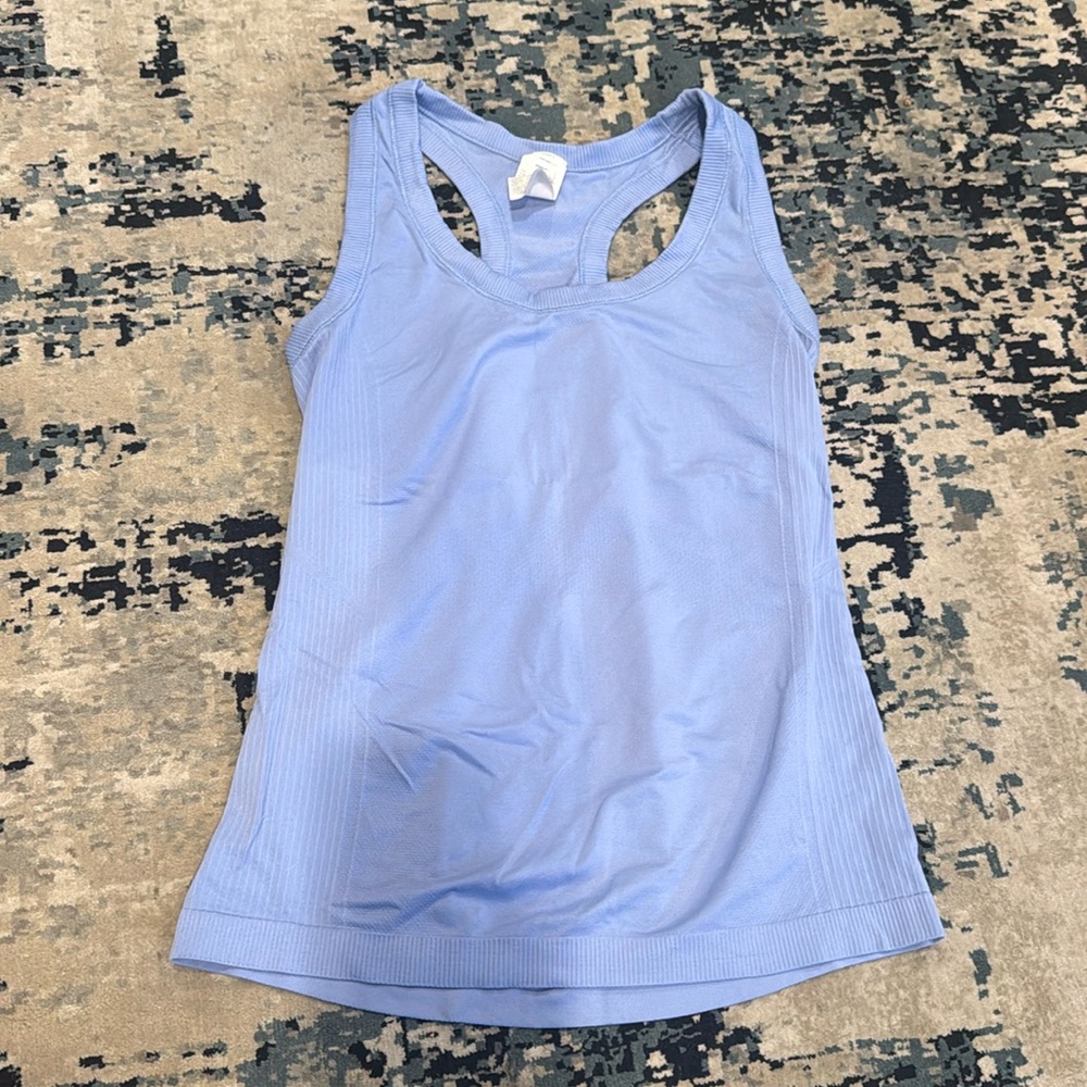 activewear tank top